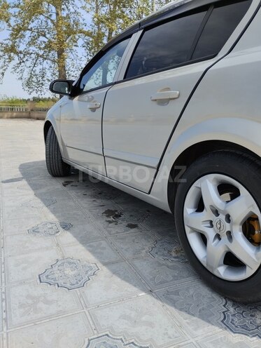 Opel Astra 2006, 324,432 km - 1.3 l - Qazax