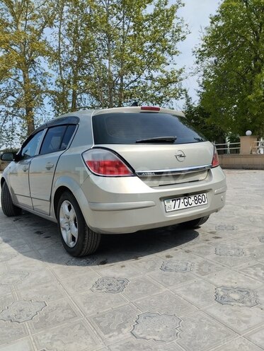 Opel Astra 2006, 324,432 km - 1.3 l - Qazax