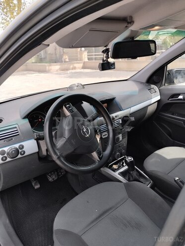 Opel Astra 2006, 324,432 km - 1.3 l - Qazax