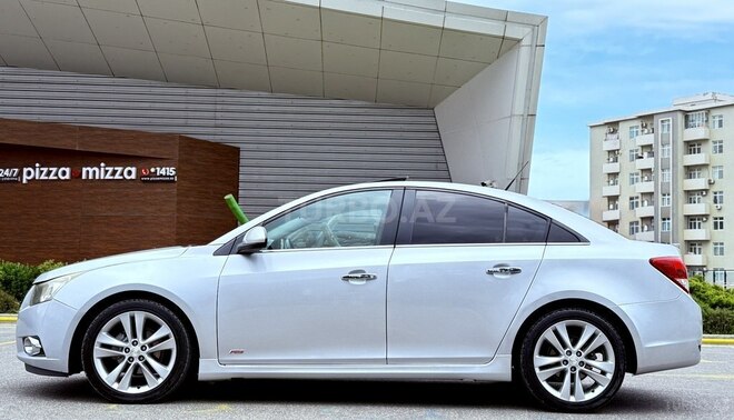 Chevrolet Cruze-3