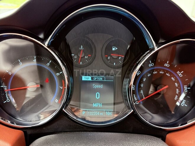 Chevrolet Cruze-14