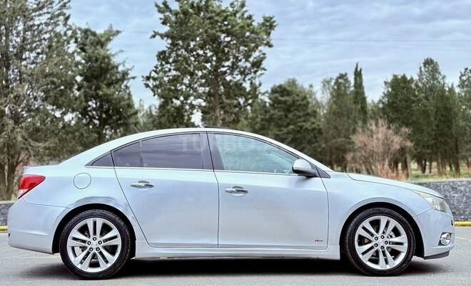 Chevrolet Cruze-5
