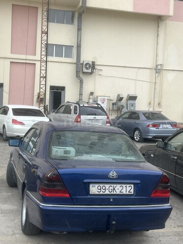 Mercedes C 220 d 2000, 450,000 km - 2.2 l - Bakı