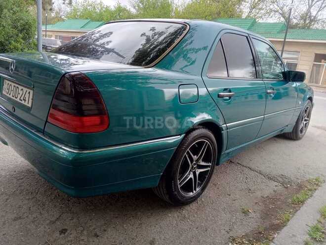 Mercedes C 200 1997, 299,353 km - 2.0 л - Sabirabad