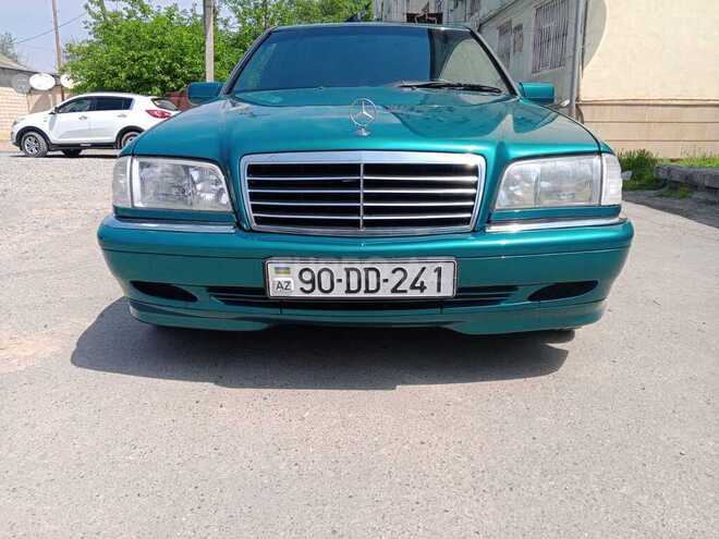 Mercedes C 200 1997, 299,353 km - 2.0 л - Sabirabad