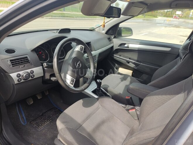Opel Astra 2009, 297,500 km - 1.4 l - Şamaxı