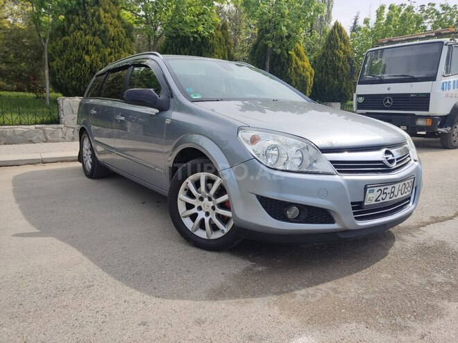 Opel Astra 2009, 297,500 km - 1.4 l - Şamaxı