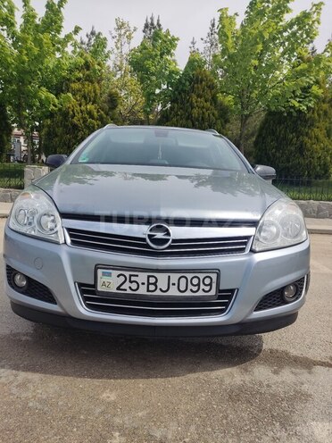 Opel Astra 2009, 297,500 km - 1.4 l - Şamaxı
