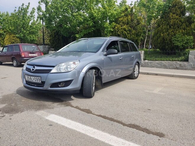 Opel Astra 2009, 297,500 km - 1.4 l - Şamaxı