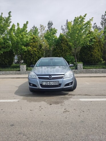 Opel Astra 2009, 297,500 km - 1.4 l - Şamaxı