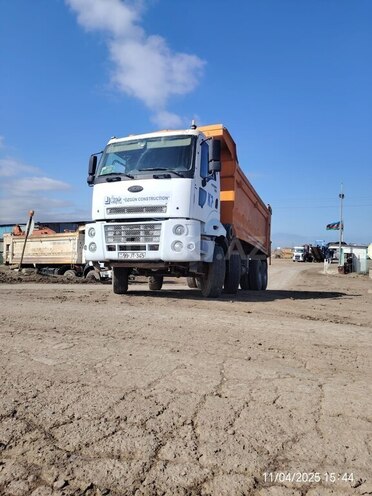 Ford Cargo 2016, 300,000 km - 12.0 l - Bakı