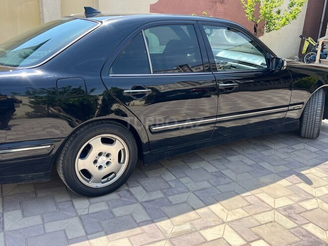 Mercedes E 230 1997, 228,000 km - 2.3 l - Bakı