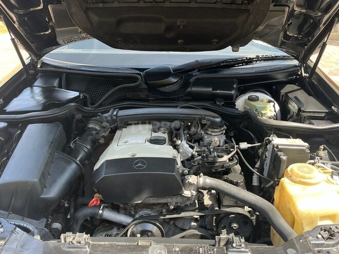 Mercedes E 230 1997, 228,000 km - 2.3 l - Bakı