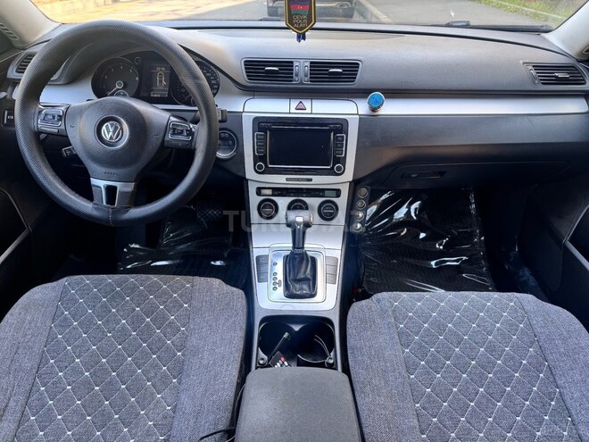 Volkswagen Passat 2009, 318,000 km - 1.8 л - Bakı