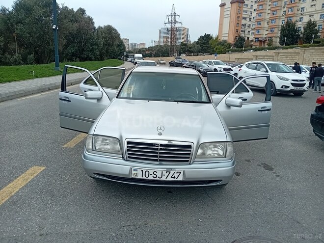 Mercedes C 200 1995, 250,000 km - 2.0 l - Bakı