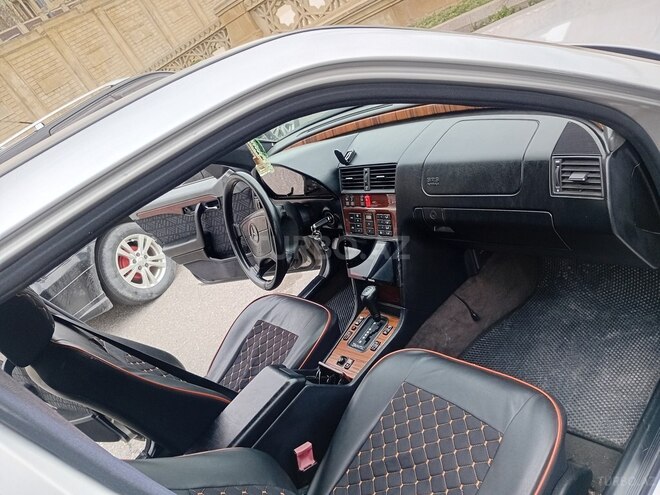 Mercedes C 200 1995, 250,000 km - 2.0 l - Bakı