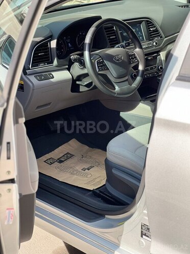 Hyundai Elantra 2016, 199,559 km - 2.0 l - Bakı