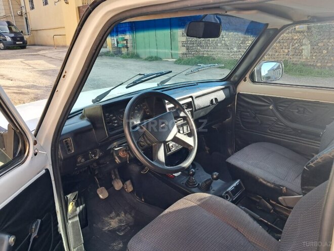 LADA (VAZ) Niva 2005, 153,000 km - 1.7 l - Qazax