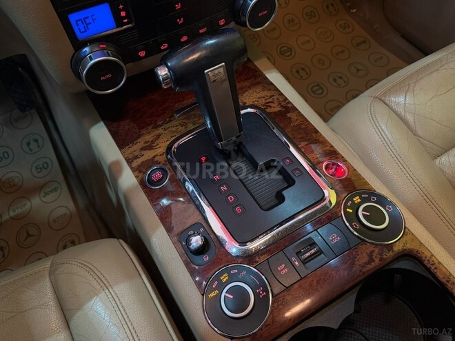Volkswagen Touareg 2006, 267,000 km - 3.6 l - Sumqayıt
