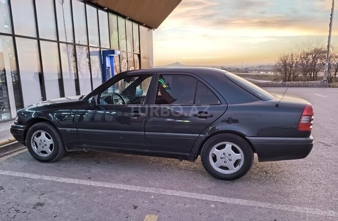 Mercedes C 180 1996, 245,000 km - 1.8 l - Şamaxı