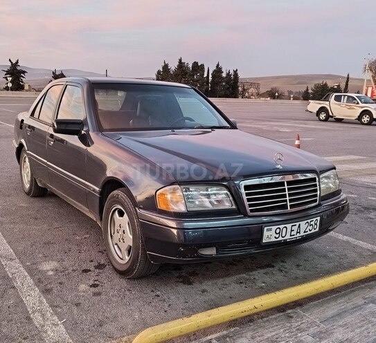 Mercedes C 180 1996, 245,000 km - 1.8 l - Şamaxı