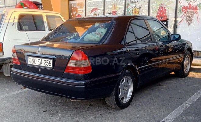Mercedes C 180 1996, 245,000 km - 1.8 l - Şamaxı