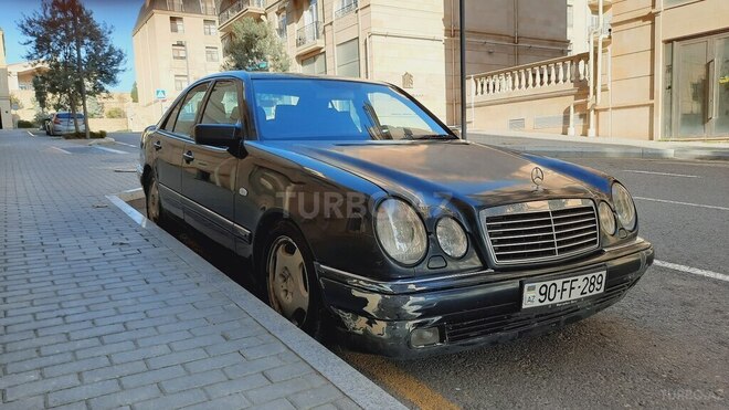 Mercedes E 240 1998, 521,000 km - 2.4 l - Bakı