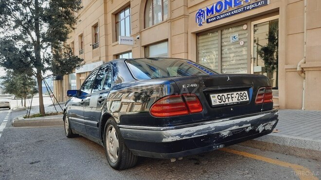 Mercedes E 240 1998, 521,000 km - 2.4 l - Bakı