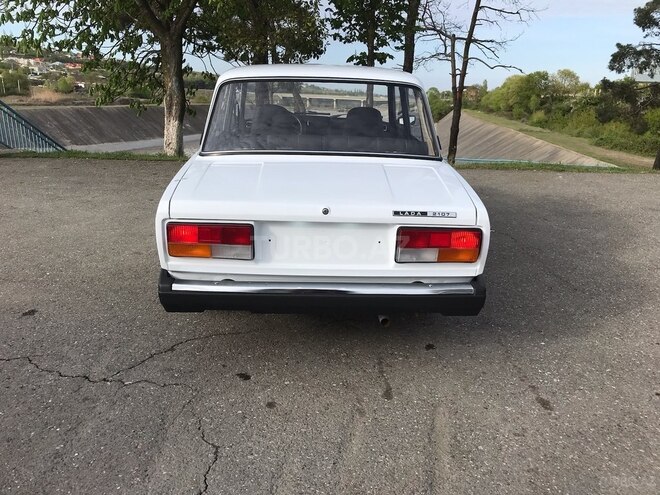 LADA (VAZ) 2107 2009, 85,000 km - 1.6 л - Quba