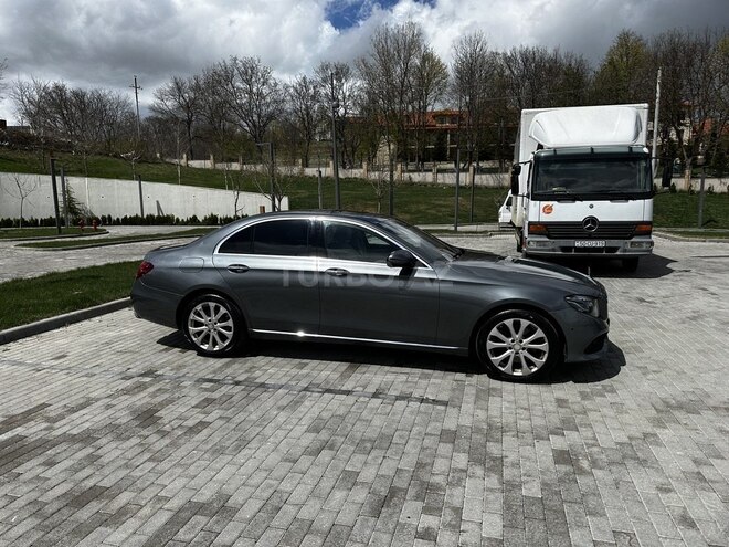 Mercedes E 220 d 2017, 134,276 km - 2.0 l - Bakı