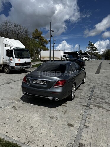 Mercedes E 220 d 2017, 134,276 km - 2.0 l - Bakı