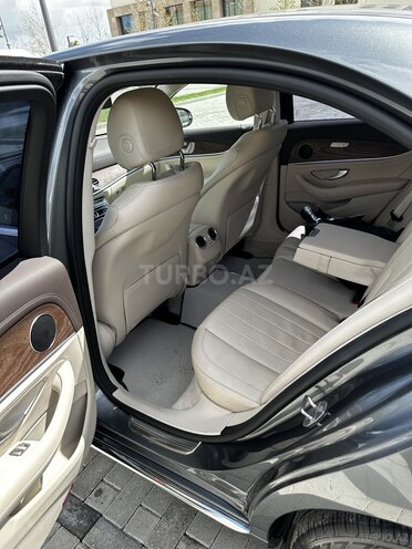Mercedes E 220 d 2017, 134,276 km - 2.0 l - Bakı