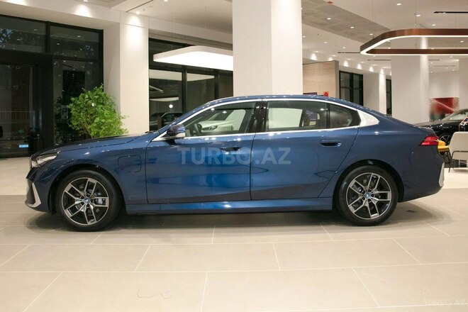 BMW i5 2024, 0 km - 0.0 l - Bakı