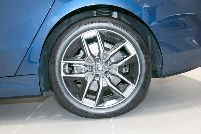BMW i5 2024, 0 km - 0.0 l - Bakı