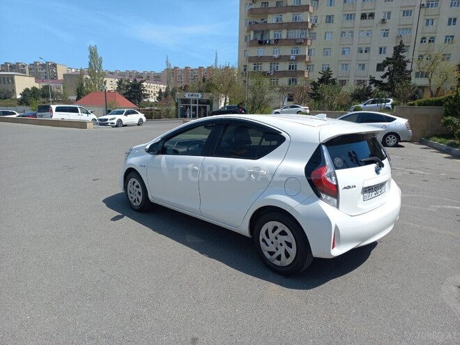 Toyota Aqua 2018, 63,694 km - 1.5 l - Bakı