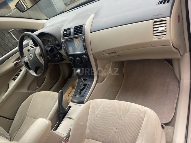 Toyota Corolla 2013, 195,250 km - 1.8 l - Bakı
