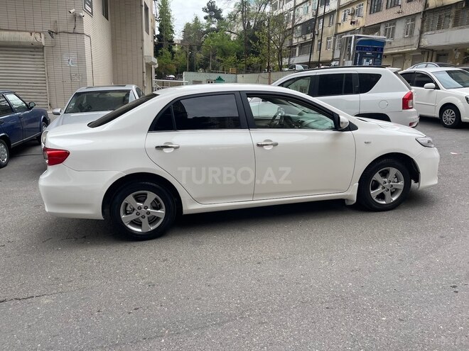 Toyota Corolla 2013, 195,250 km - 1.8 l - Bakı