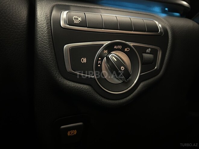 Mercedes V 220 2017, 19,000 km - 2.2 л - Bakı