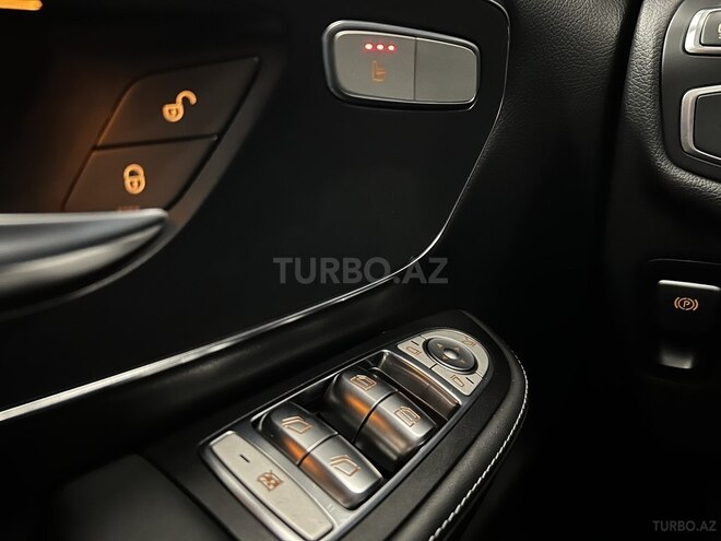Mercedes V 220 2017, 19,000 km - 2.2 л - Bakı