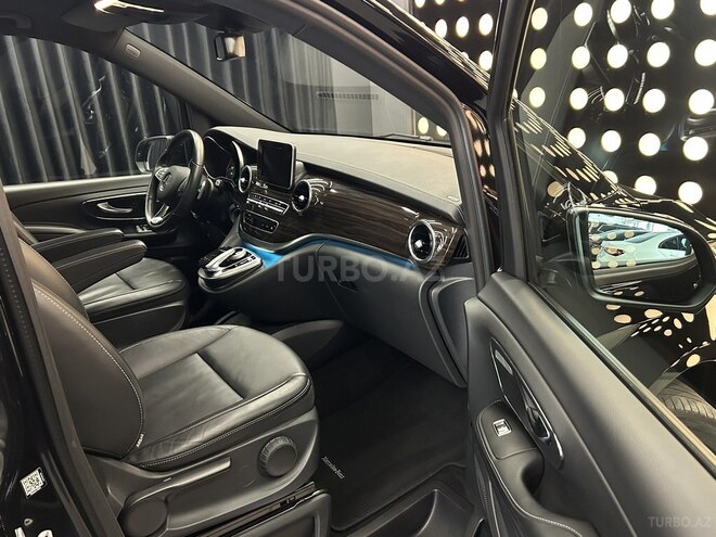 Mercedes V 220 2017, 19,000 km - 2.2 л - Bakı