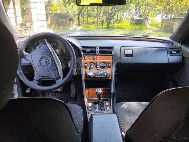 Mercedes C 180 1993, 397,683 km - 1.8 l - Masallı