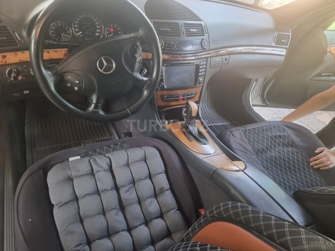 Mercedes E 240 2002, 338,500 km - 2.6 l - Tərtər