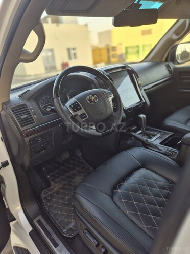 Toyota Land Cruiser 2010, 180,000 km - 4.0 l - Şirvan