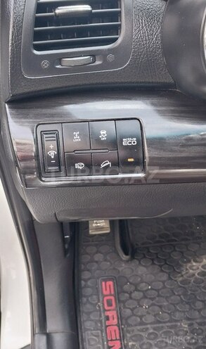 Kia Sorento 2011, 334,000 km - 2.2 l - Qəbələ