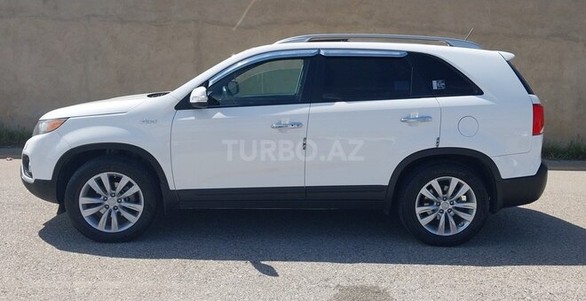 Kia Sorento 2011, 334,000 km - 2.2 l - Qəbələ