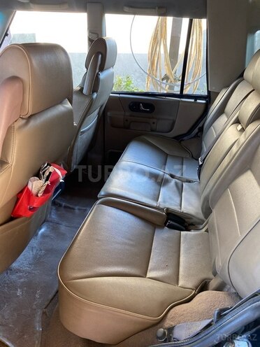 Land Rover Discovery 2000, 131,000 km - 4.0 l - Salyan
