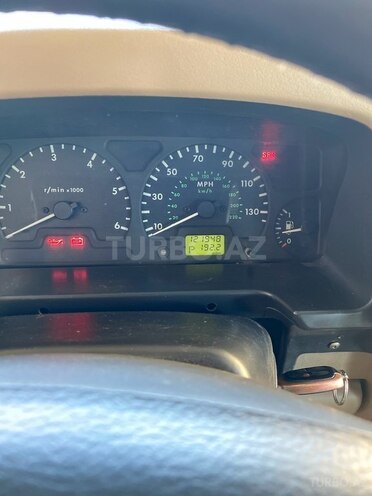 Land Rover Discovery 2000, 131,000 km - 4.0 l - Salyan