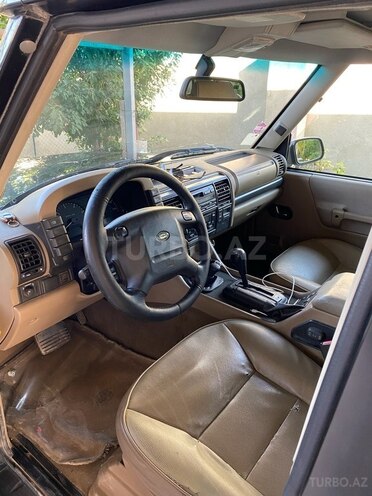 Land Rover Discovery 2000, 131,000 km - 4.0 l - Salyan