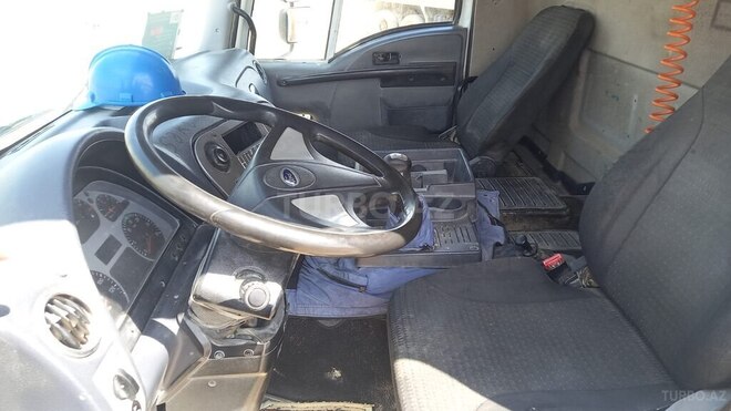 Ford Cargo 2016, 300,000 km - 12.0 l - Bakı