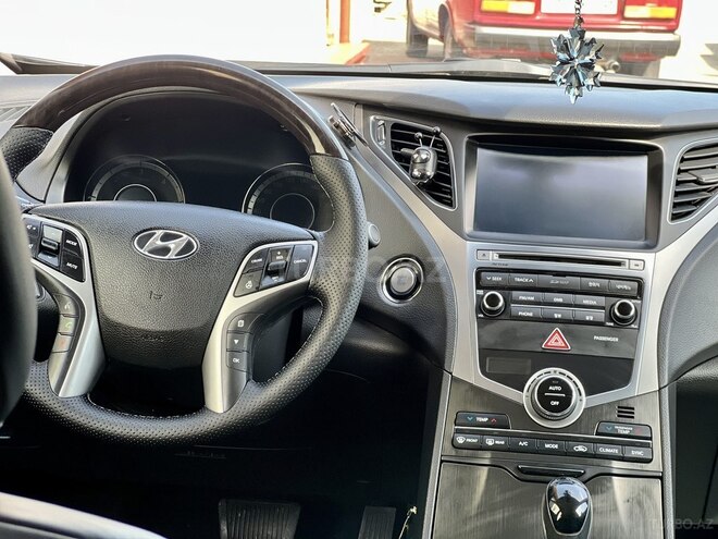 Hyundai Grandeur 2014, 175,000 km - 2.2 л - Bakı